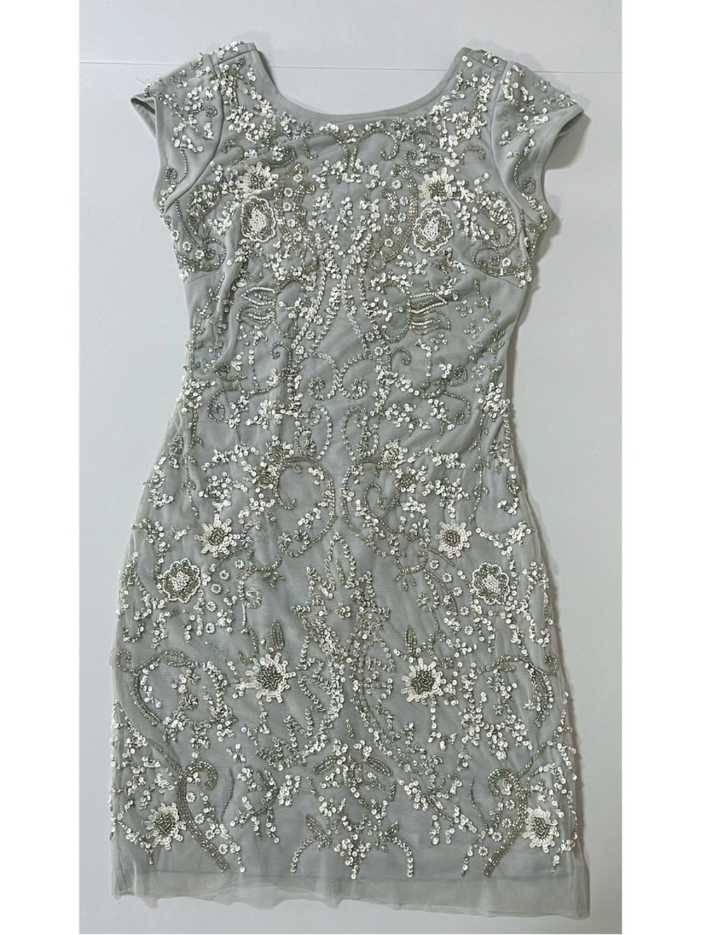 Aidan Mattox Sage Gray Beaded Sequin Floral Short Sleeve Dress Gown Size 4 🤍✨